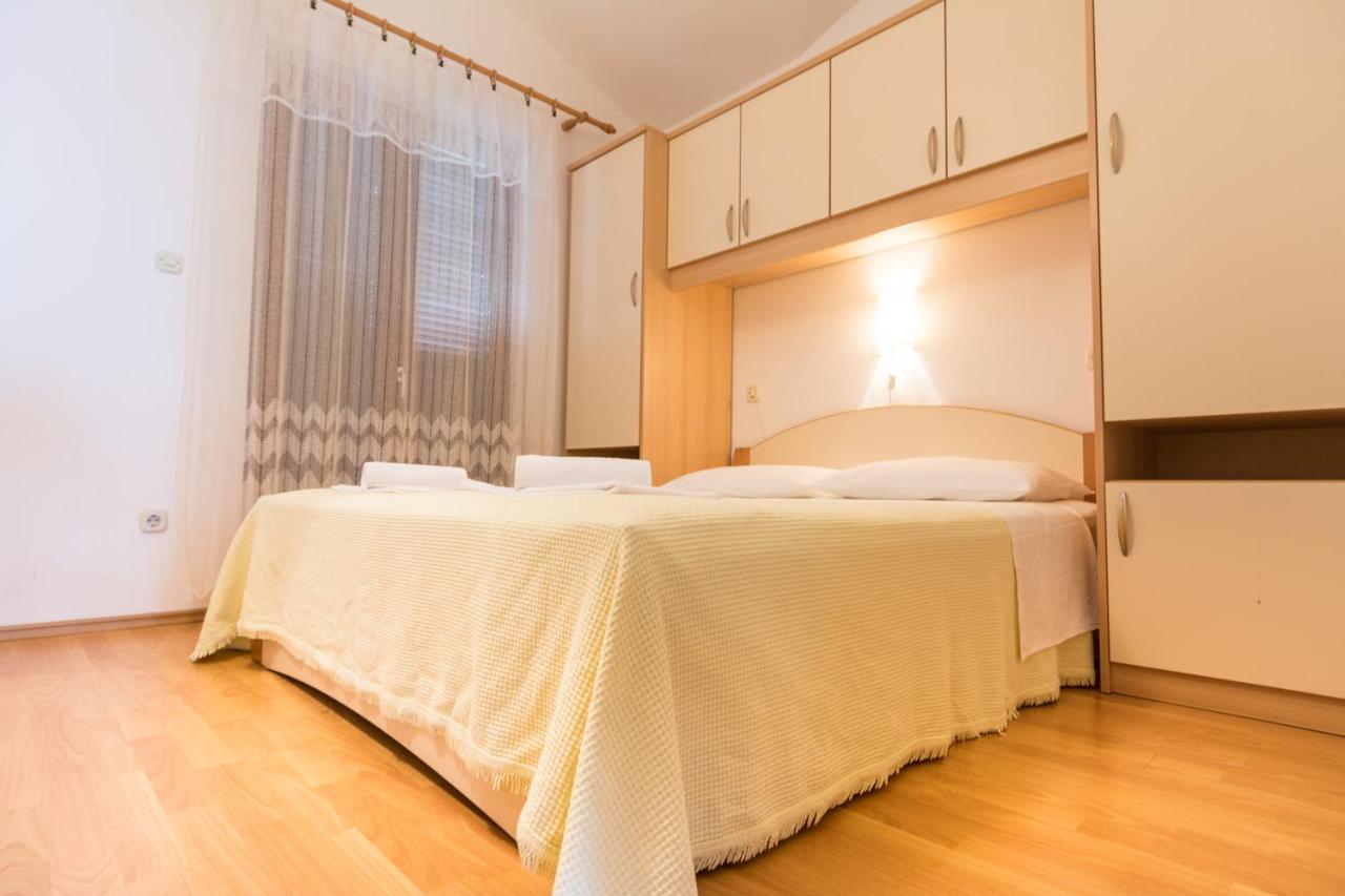 Apartments Adria Биоград-на-Мору Экстерьер фото